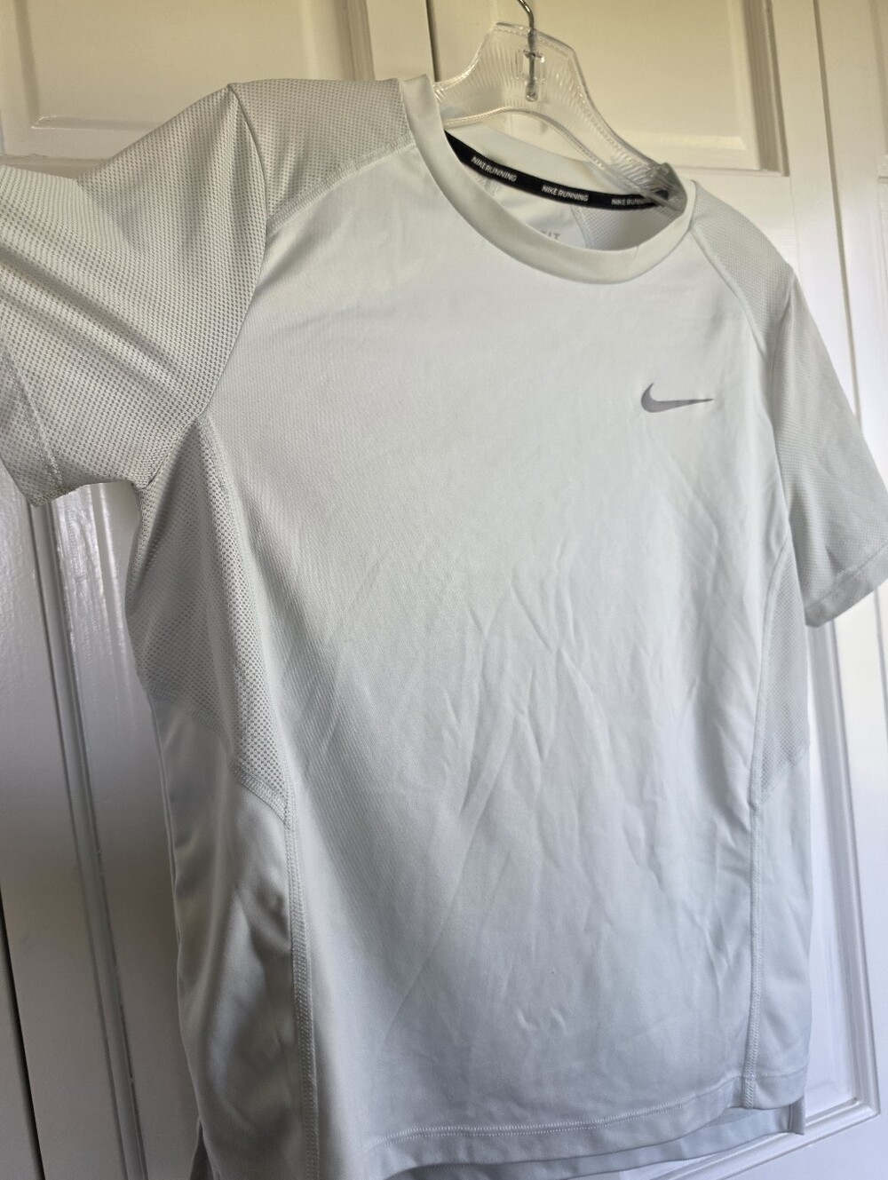 Nike Dri-fit Running top - Picture 4 of 7